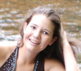 Kaitlin headshot